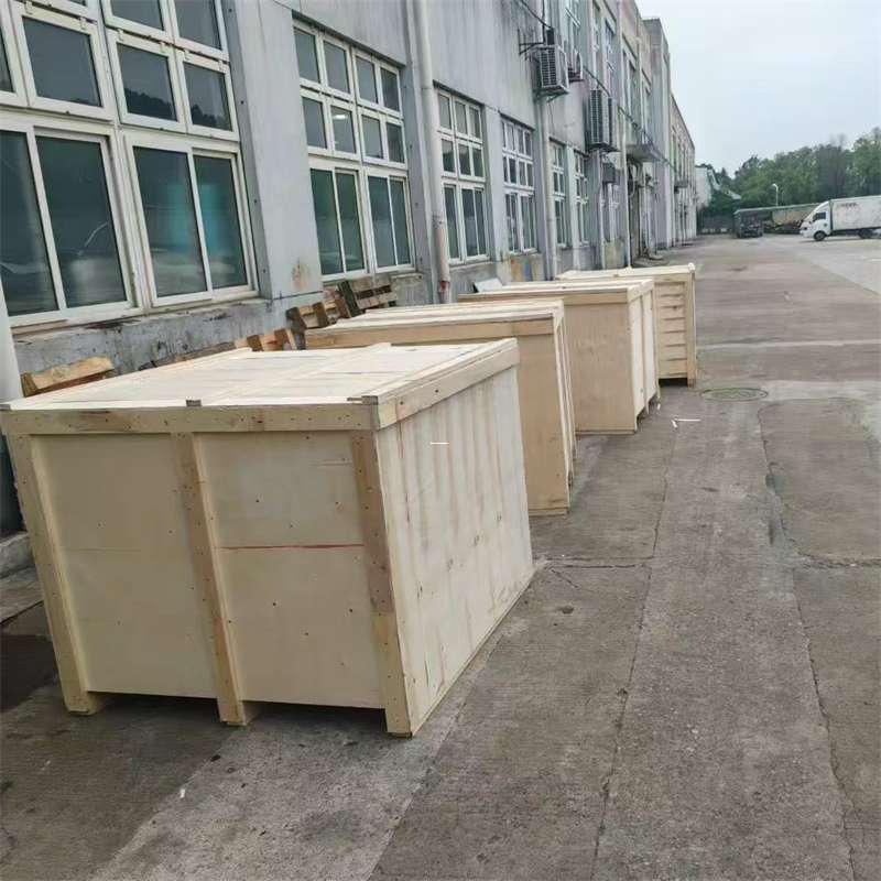 凌河区尼勒克县：物流专线的高效货运之旅