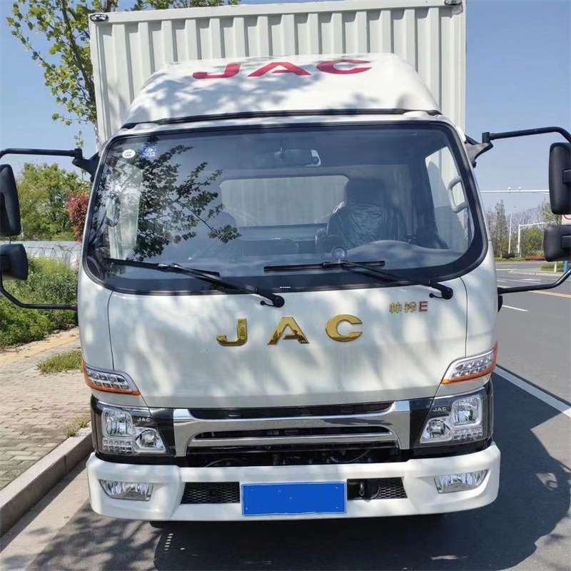 凌河区错那县：物流专线的高效货运之旅