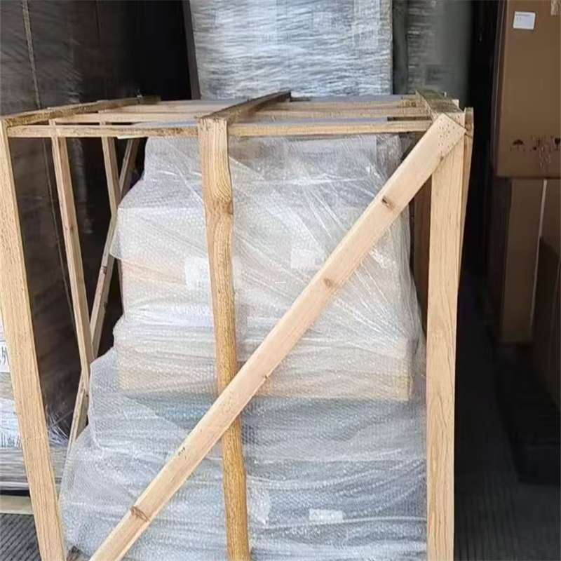 凌河区金塔县：物流专线的高效货运之旅